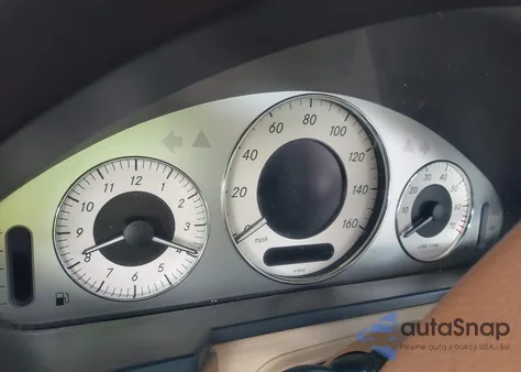 2007 Mercedes-Benz E 550 z USA, uszkodzony, nr VIN WDBUF72X67B029955